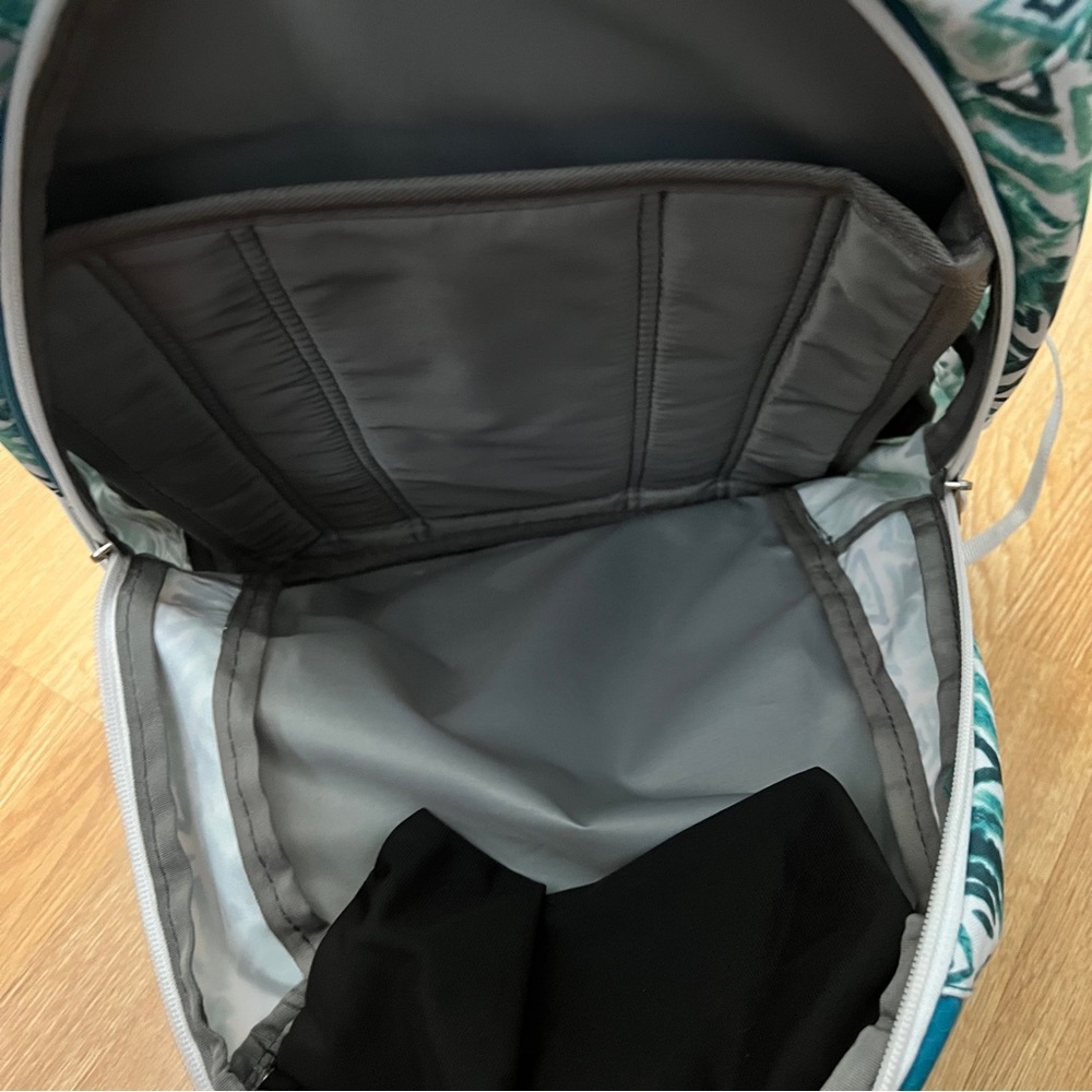 High Sierra laptop backpack ! Used to trips before but plenty of use left ! - Picture 2 of 7